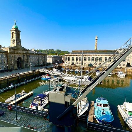 Royal William Yard Apartments - Large And Luxurious With Free Parking พลีมัธ ภายนอก รูปภาพ