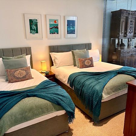 Royal William Yard Apartments - Large And Luxurious With Free Parking พลีมัธ ภายนอก รูปภาพ