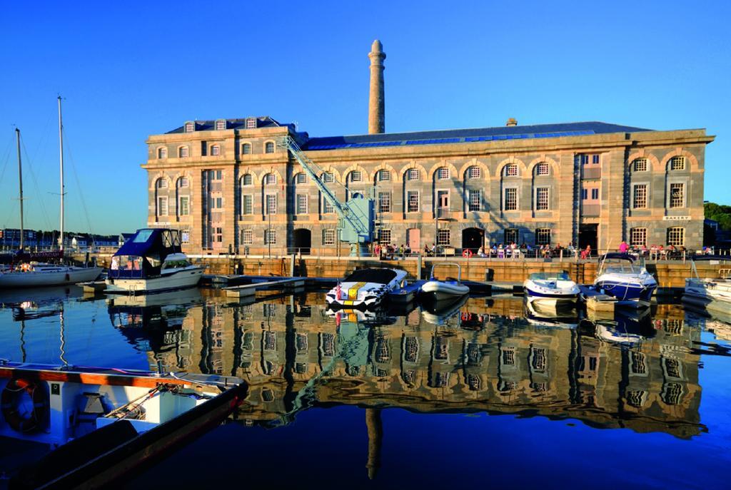 Royal William Yard Apartments - Large And Luxurious With Free Parking พลีมัธ ภายนอก รูปภาพ